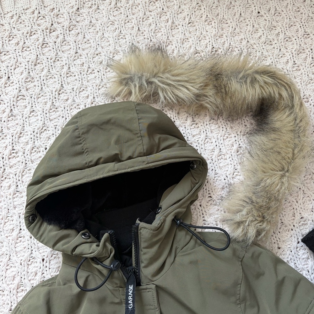 Garage Women’s Winter Coat - Army Green with Faux Fur Hood - Size Small - Picture 11 of 16